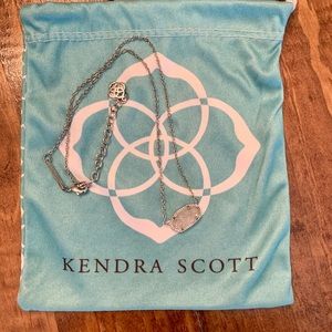 Kendra Scott Necklace